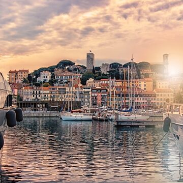 Uncover the charm of the Principality of Monaco with unique experiences