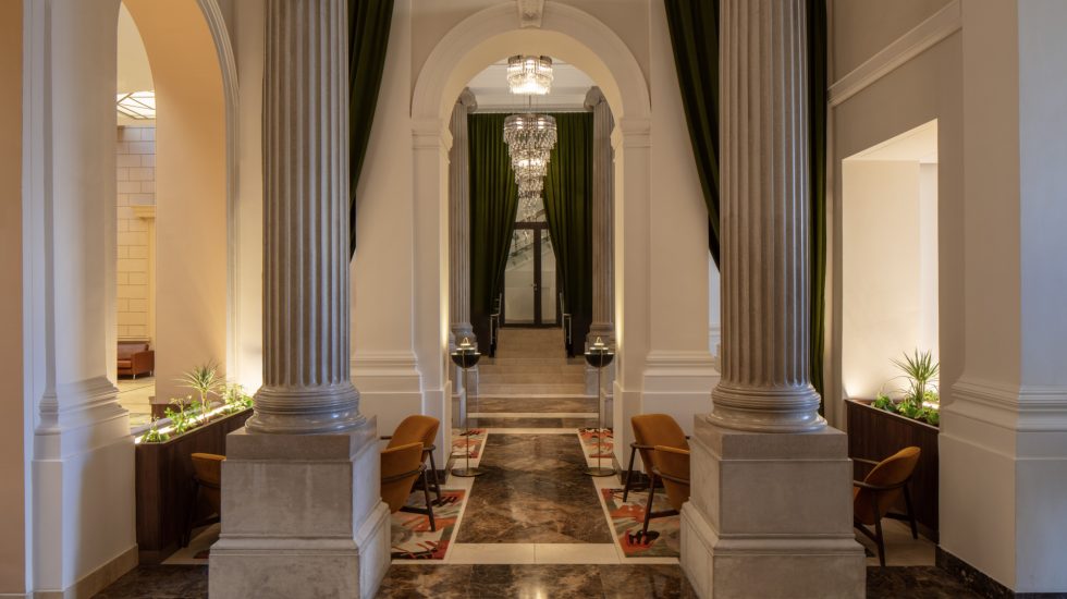 Anantara Palais Hansen Vienna Hotel Theos Lounge Bar Arrival 1